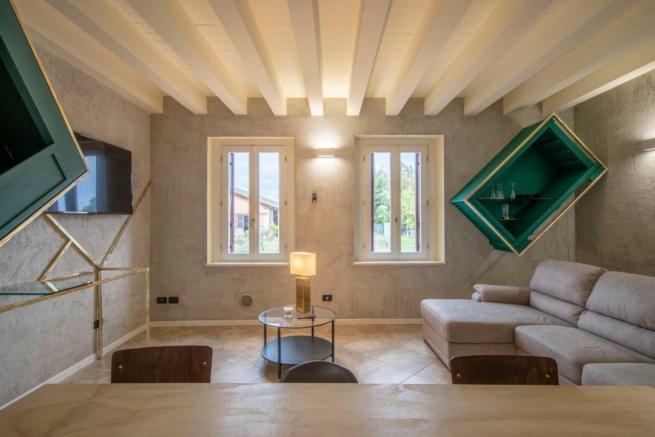 100% Design Villa Desenzano del Garda Buitenkant foto