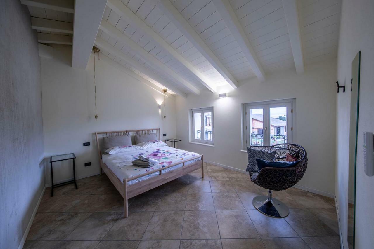100% Design Villa Desenzano del Garda Buitenkant foto